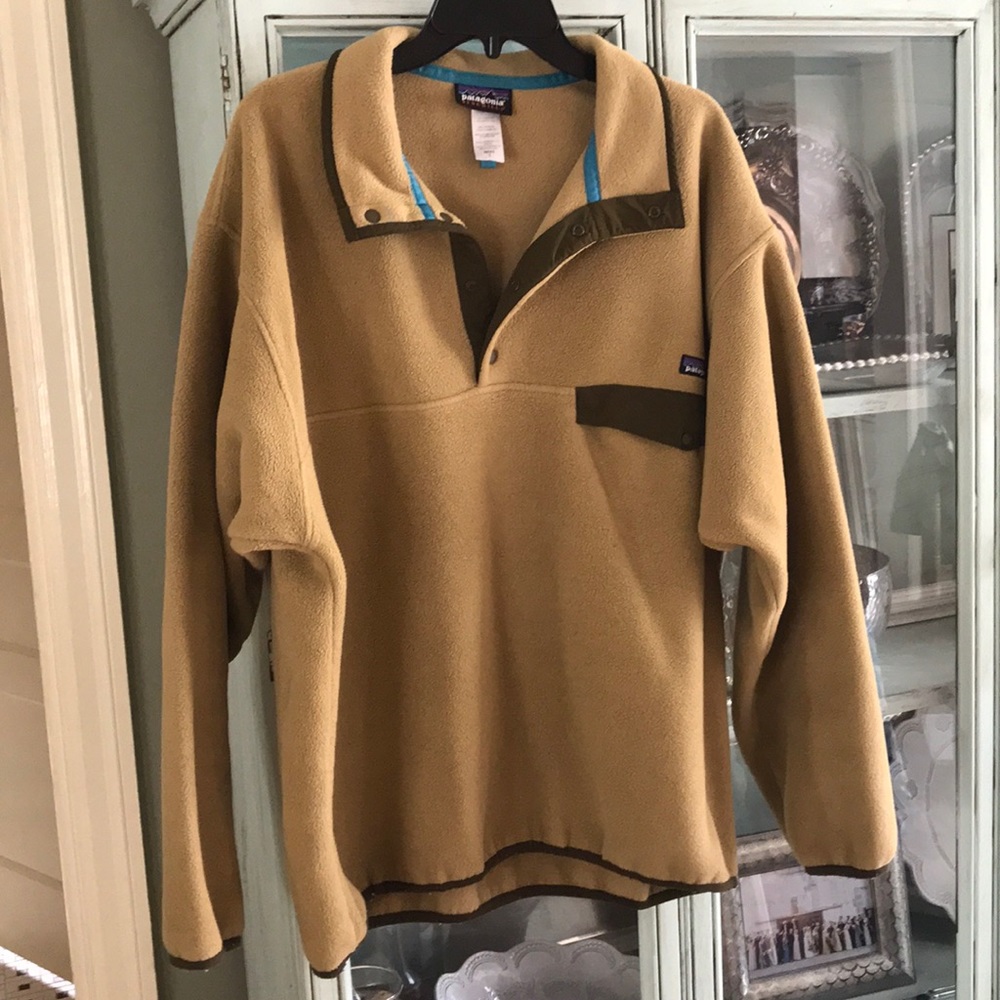 Men’s L Tan Patagonia Synchilla